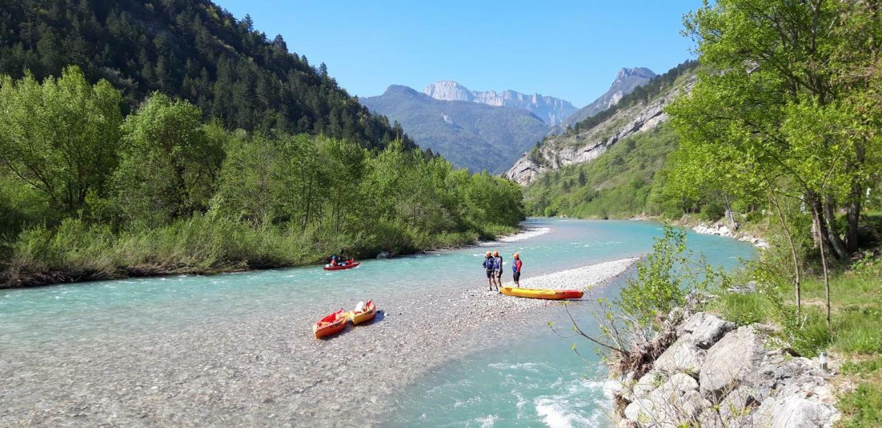 Отель Les Acacias Vercheny Экстерьер фото